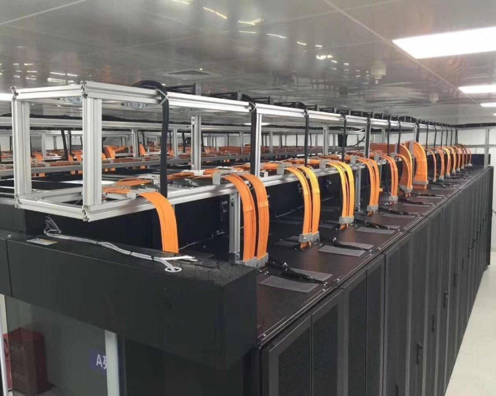 Cable Ladder Systems for Data Center Aisle Containment