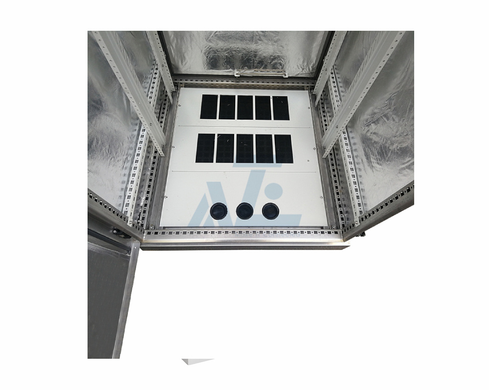 24U Waterproof Stainless Steel Outdoor Server Cabinet w/Cooling Fans, IP55, 800W x 800D mm