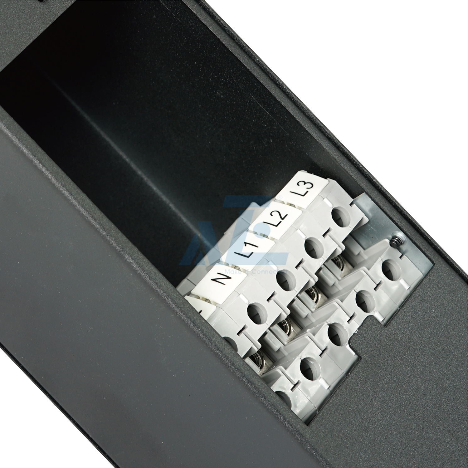 Crypto Mining PDU, 3 Phase, 415V/63A, (24) C13, w/ Hydraulic Magnetic Circuit Breakers