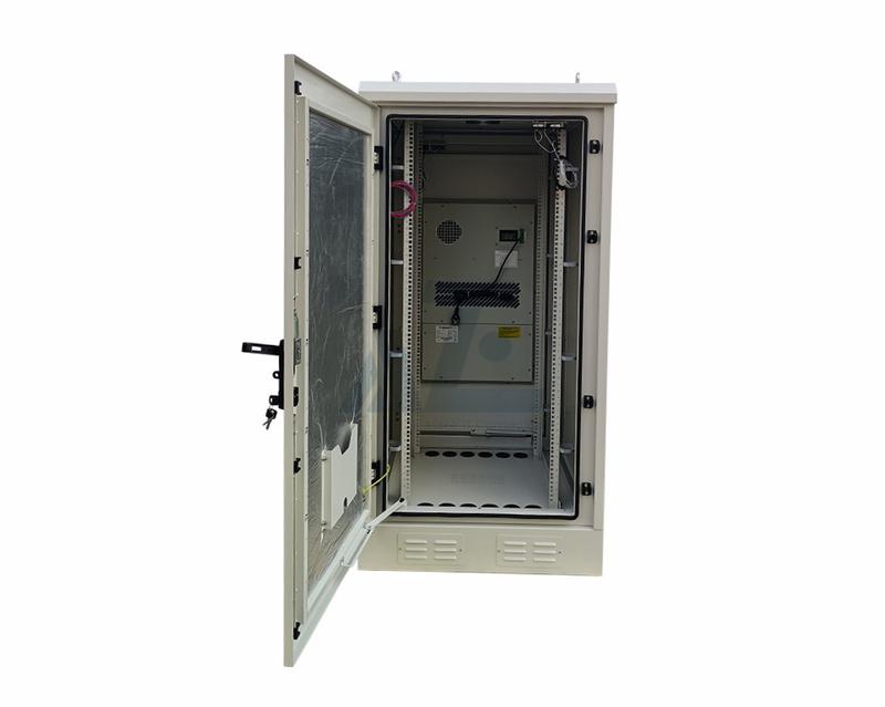 27U Outdoor Aluminum Enclosure w/ 2700BTU/H Air Conditioner, NEMA 4/4X Type, 750W x 750D mm